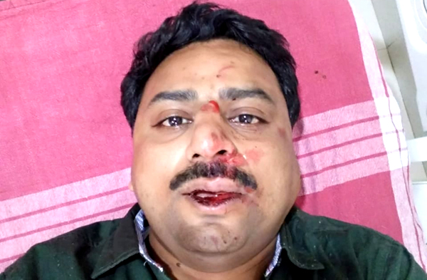 अज्ञातांच्या हल्ल्यात प्रा. राजशेखर सोलापुरे जखमी